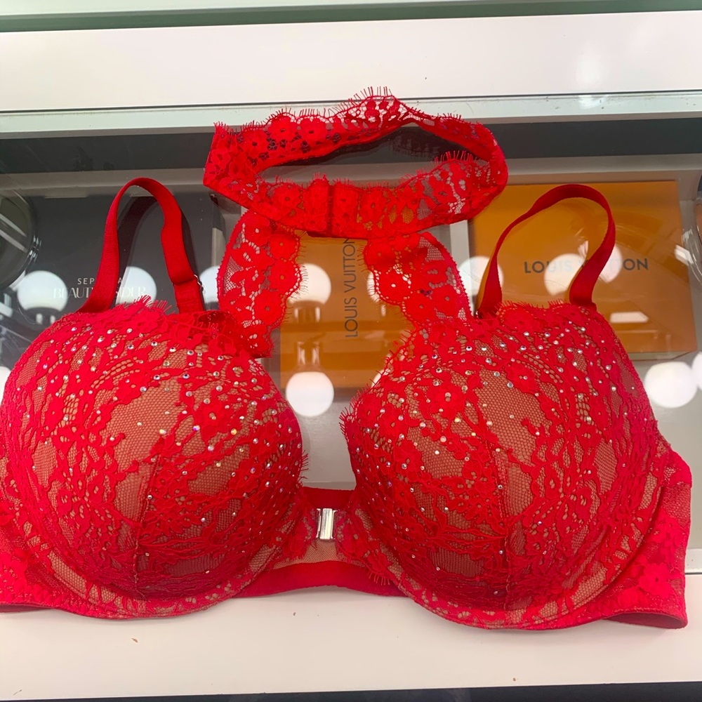 Victoria’s Secret bra